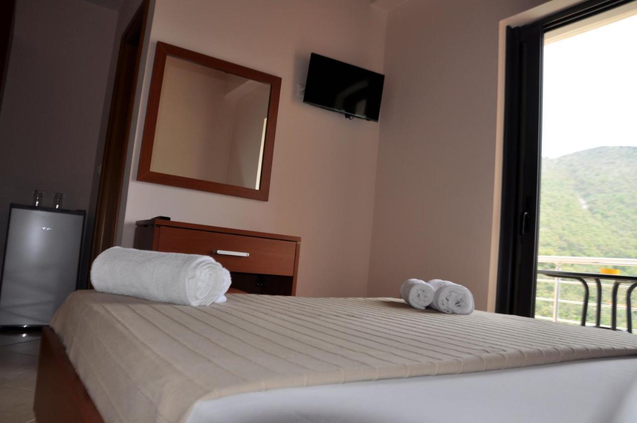 Belvedere Hotel & Suites Himarë Exteriér fotografie